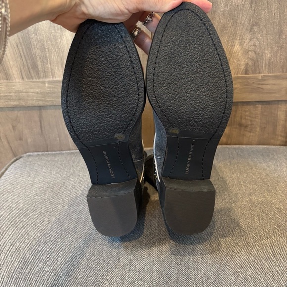 NWOT Lucky Brand 7.5 Callam Ankle Leather Boots Studded Strap Booties Gray - Picture 10 of 11